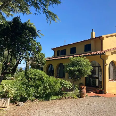 Farm stay Tenuta Poggio Farnia *